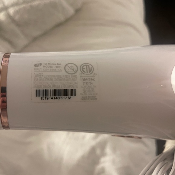 T3 Blowdryer - Picture 4 of 8